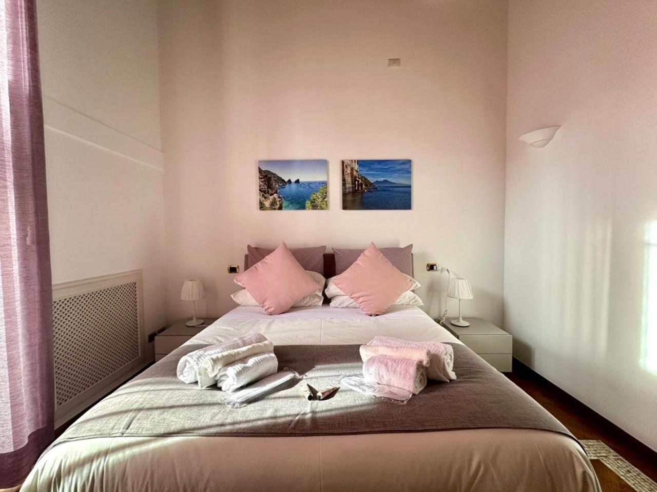Pink Star Napoli Luxury Apartment Eksteriør billede